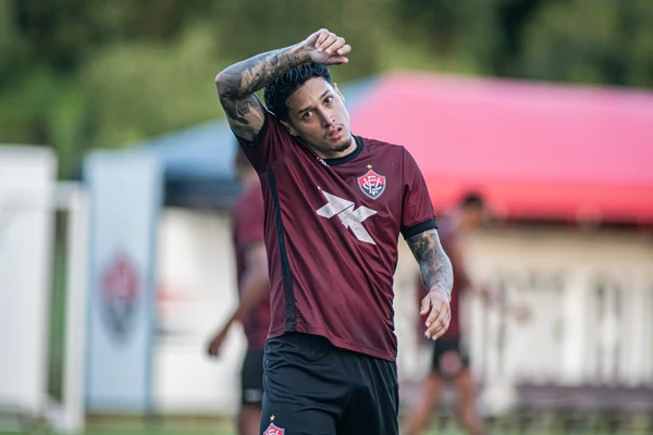 Kike Saverio balançou as redes em coletivo 