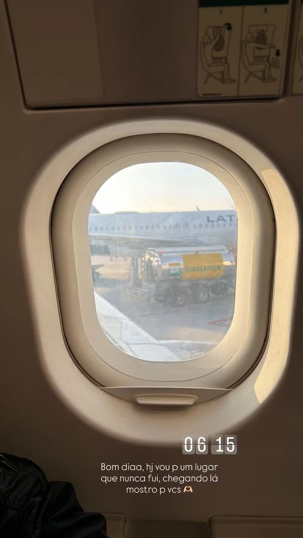 Mari Fernandez e Julia Ribeiro por REPRODUÇÃO