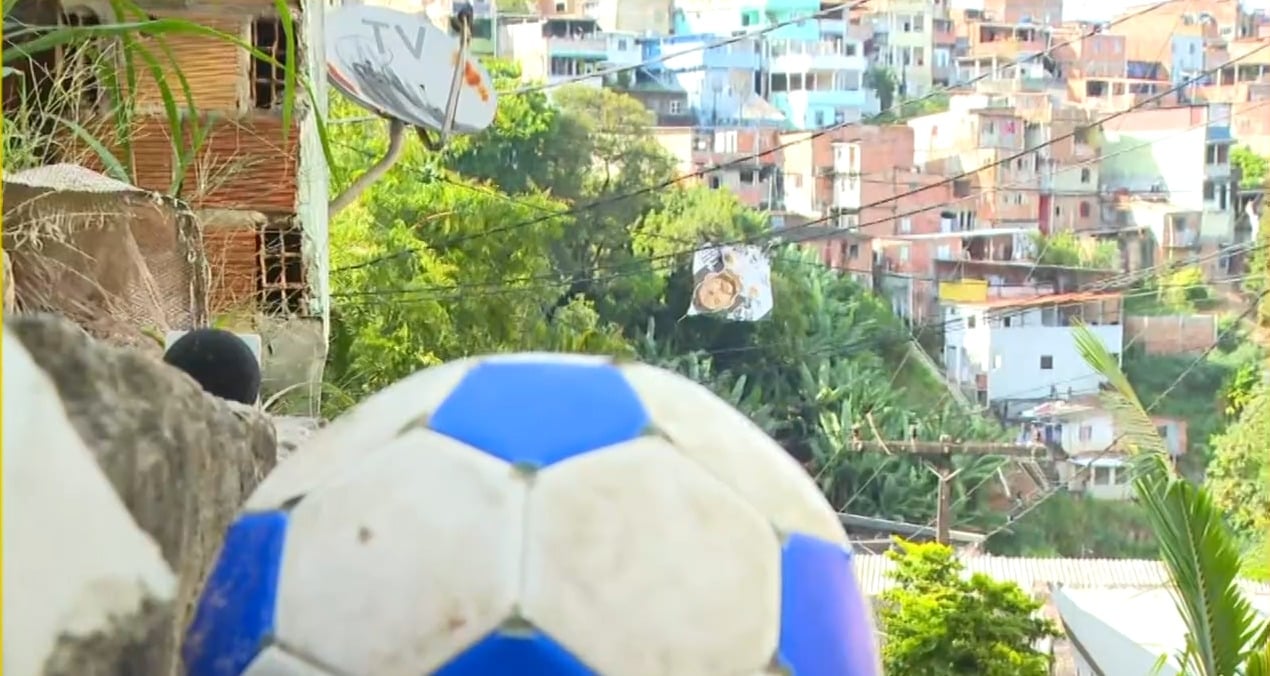 Menina de 12 anos foi morta em ataque a tiros por TV Bahia