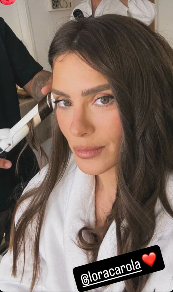 Novo visual de Carolina Dieckmmann por Reprdodução