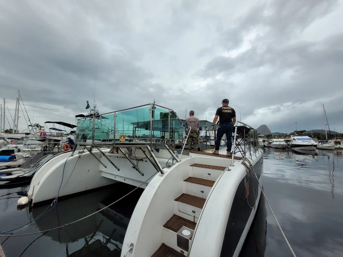 Operação da PF mira tráfico marítimo por Divulgação/PF