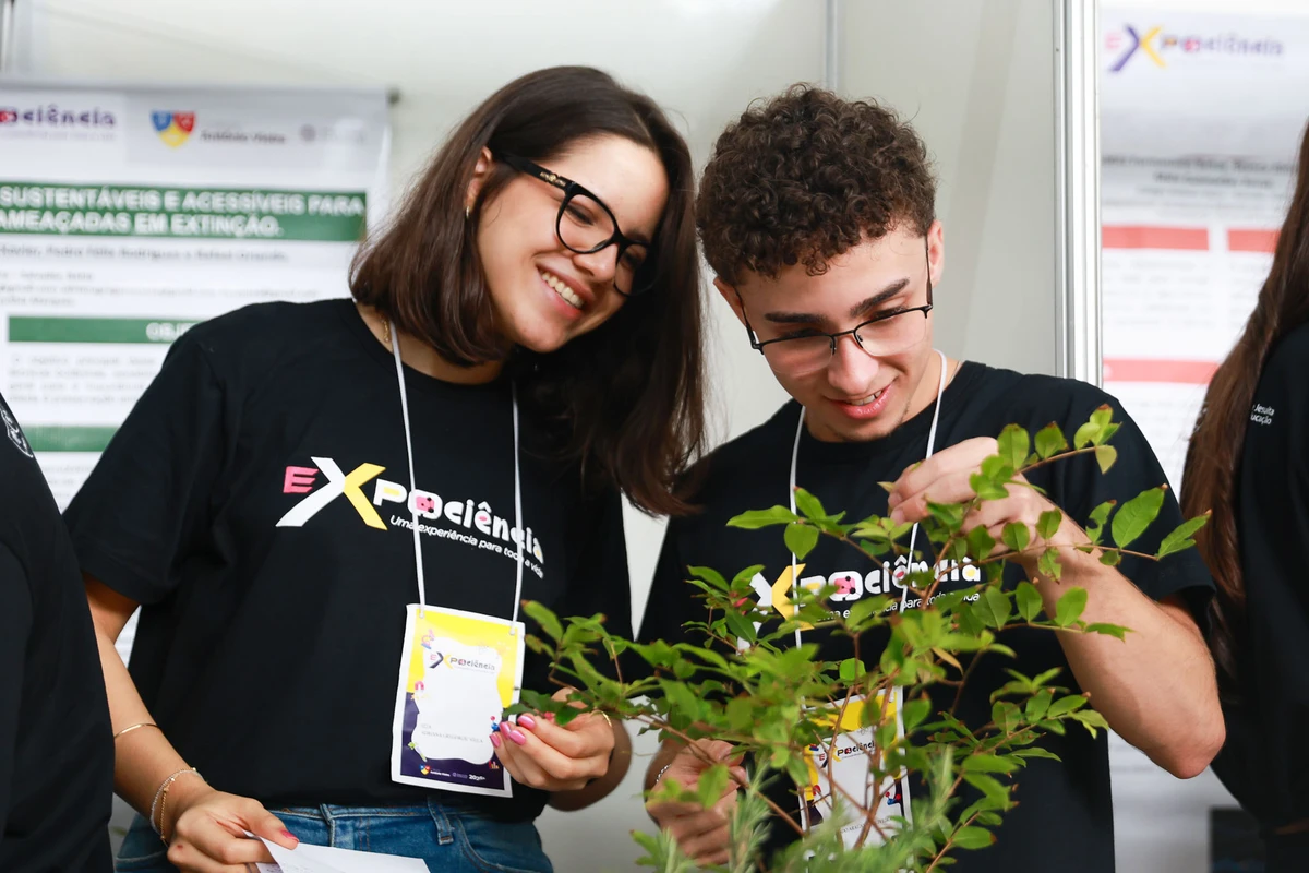 Projetos, como a Expociência, desenvolvem estudantes em múltiplas dimensões por  Nicolas Arize/Secom CAV