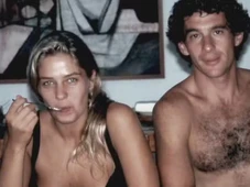 Imagem - Amigos de Ayrton Senna revelam detalhes do dossiê que família entregou contra Adriane Galisteu na véspera da morte