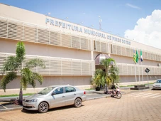 Imagem - Prefeitura abre concurso público com 100 vagas e salários de até R$ 3,8 mil