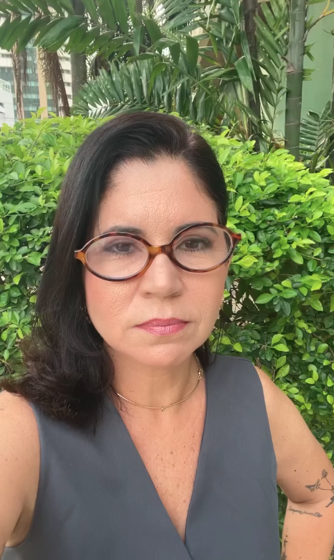 Jornalista Adriana OLiveira foi demitida da Rede Bahia por Reprodução | Instagram