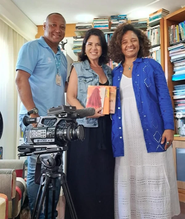 Jornalista Adriana OLiveira foi demitida da Rede Bahia por Reprodução | Instagram