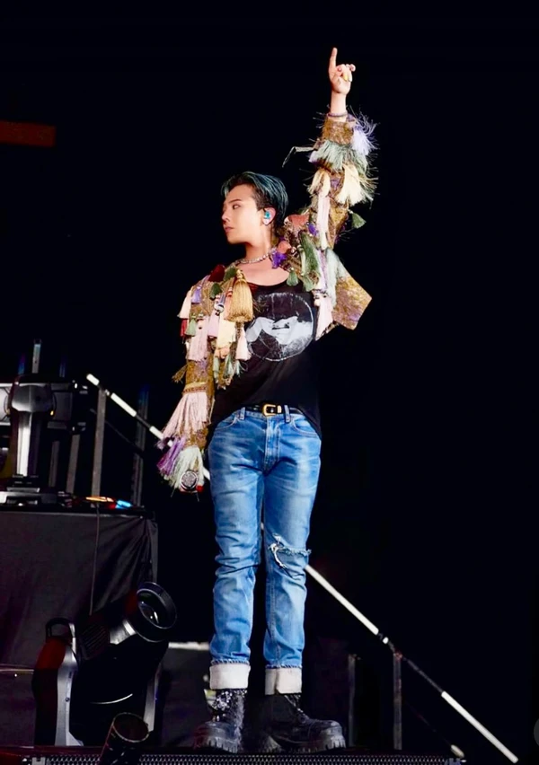 G-Dragon por Reprodução