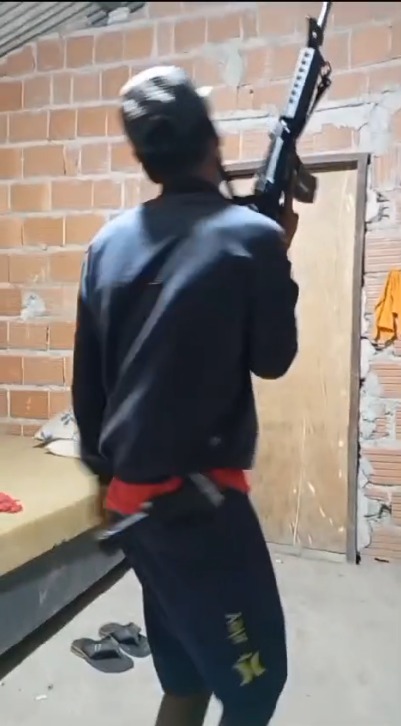 CV tem ameaçado pousadas em Caraíva por Reprodução