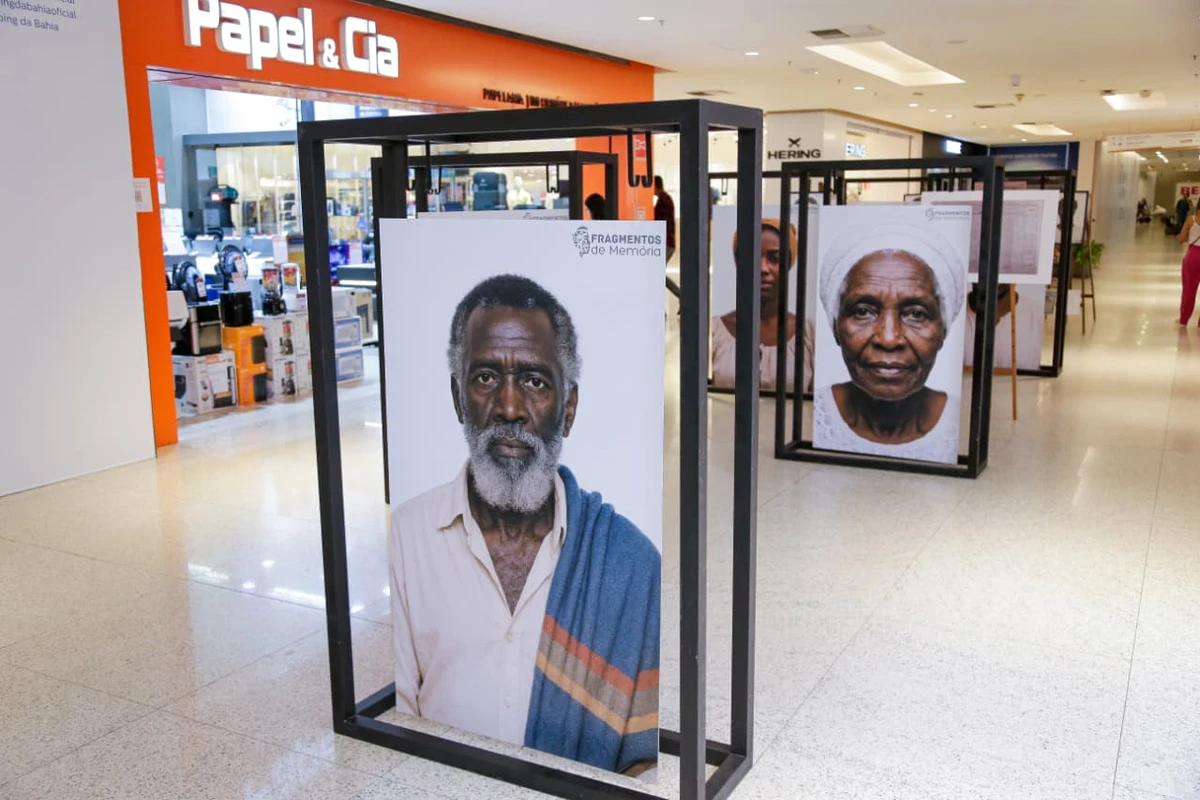 Exposição "Fragmentos da Memória" está aberta ao público no Shopping da Bahia por Arisson Marinho/CORREIO