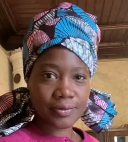 Karina Griffith participa da conferência “Tempo: sentidos que vazam das frestas da multiplicidade artística”, ao lado de Nyancho NwaNri, no sábado (08) por Divulgação