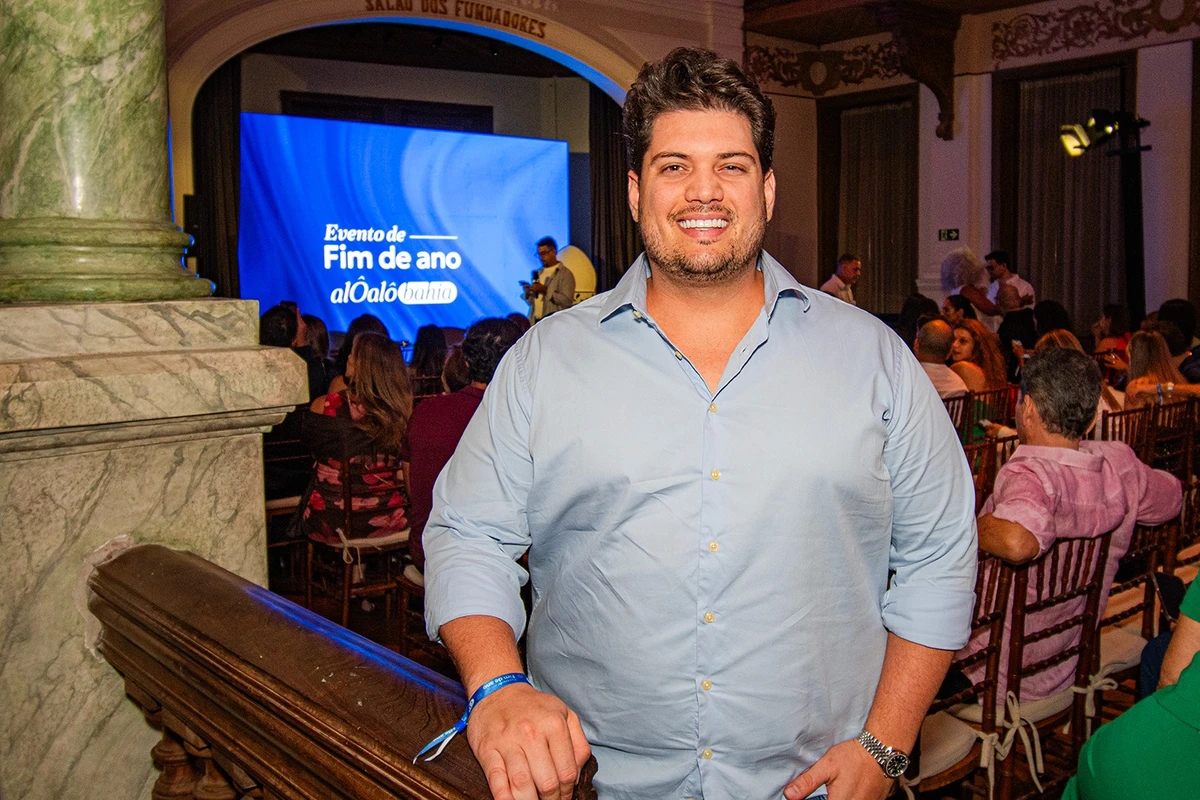 Kauê Gramulha por Elias Dantas e Lucas Assis