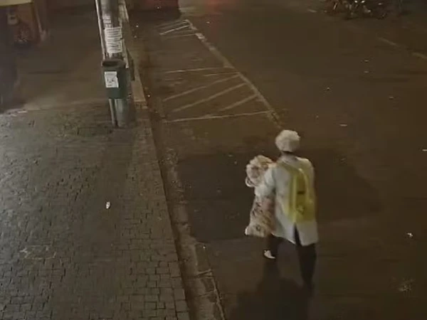 Médica suspeita de mandar matar farmacêutica é presa  por Reprodução