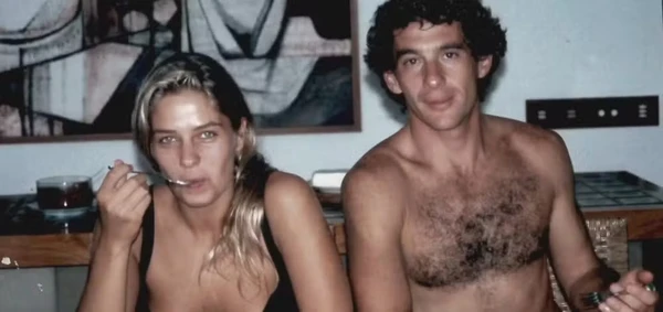 Meu Ayrton está disponível na HBO Max e apresenta a visão de Adriane Galisteu sobre o relacionamento com o piloto