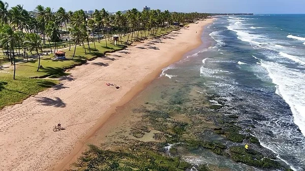 Vou na Praia” transforma Vilas do Atlântico em palco de música, esporte, bem-estar e cultura baiana por Divulgação