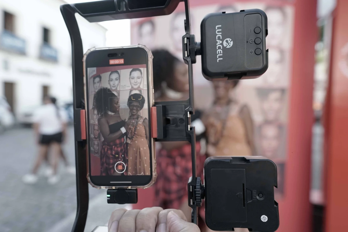 O espaço Avon por Heder Novais