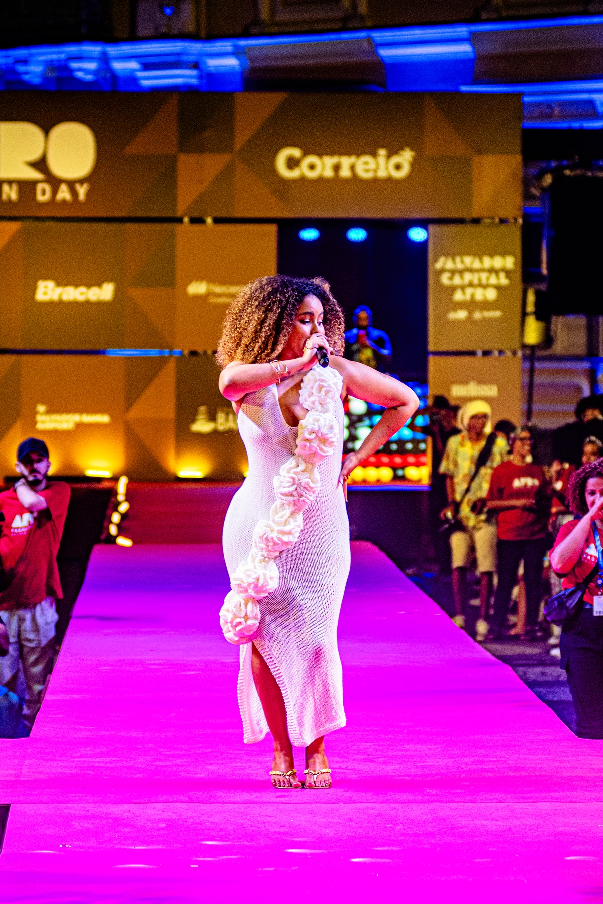 Rachel Reis por Lucas Assis e Tati Freitas