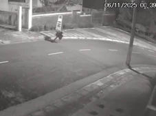 Imagem - Músico tem casa invadida e instrumento roubado em Salvador; veja