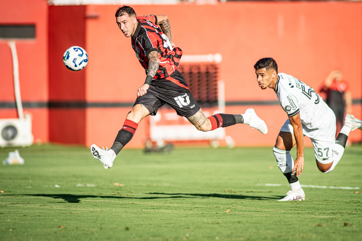 Vitória empatou com o Botafogo por Victor Ferreira