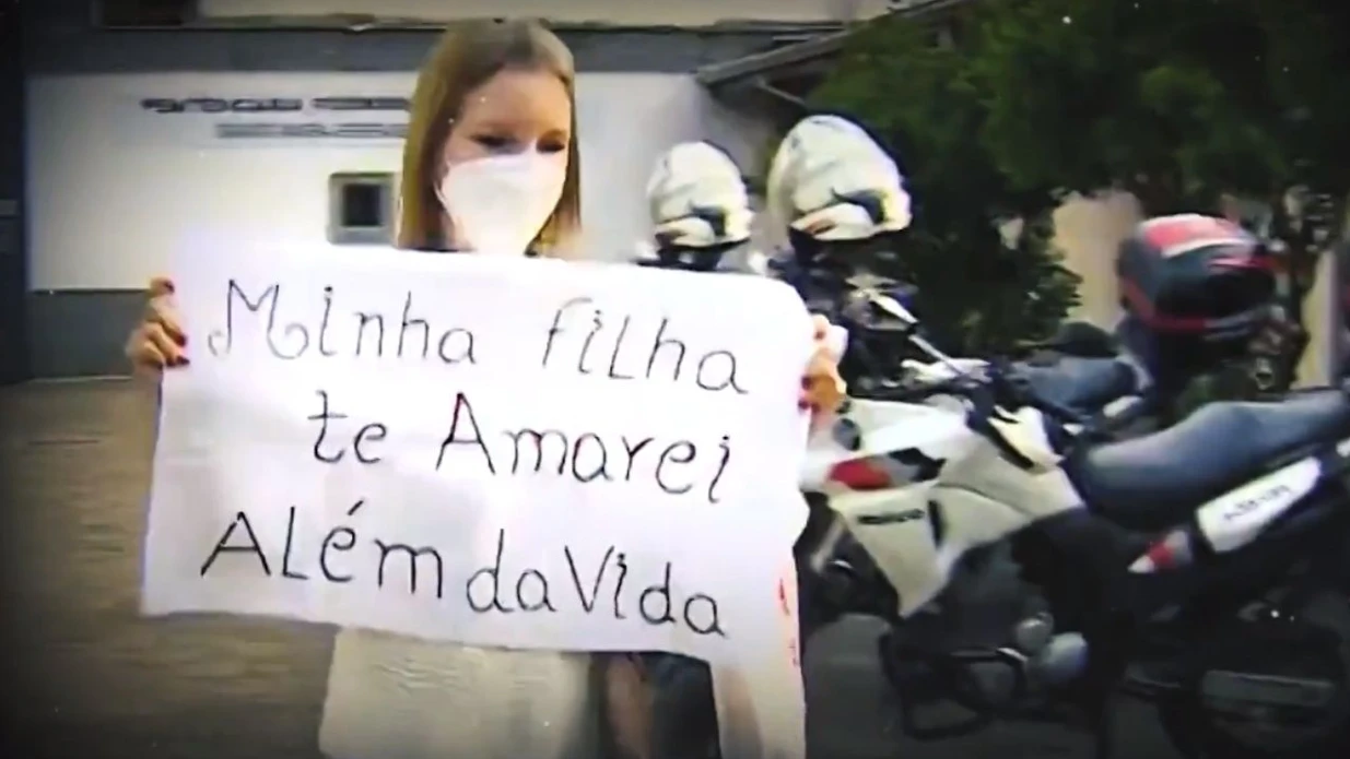 Imagem - 'Te amarei além da vida': veja como é a relação de Elize Matsunaga com a filha hoje em dia