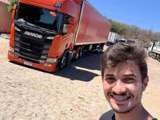Imagem - Quem é o influenciador caminhoneiro que fez publicação horas antes de morrer em acidente