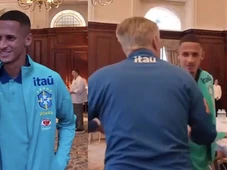 Imagem - Luciano Juba se apresenta à Seleção em Londres para últimos jogos do Brasil em 2025