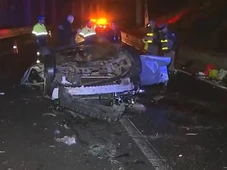 Imagem - Quatro jovens morrem e uma sobrevive após carro despencar de viaduto: 'é um milagre'