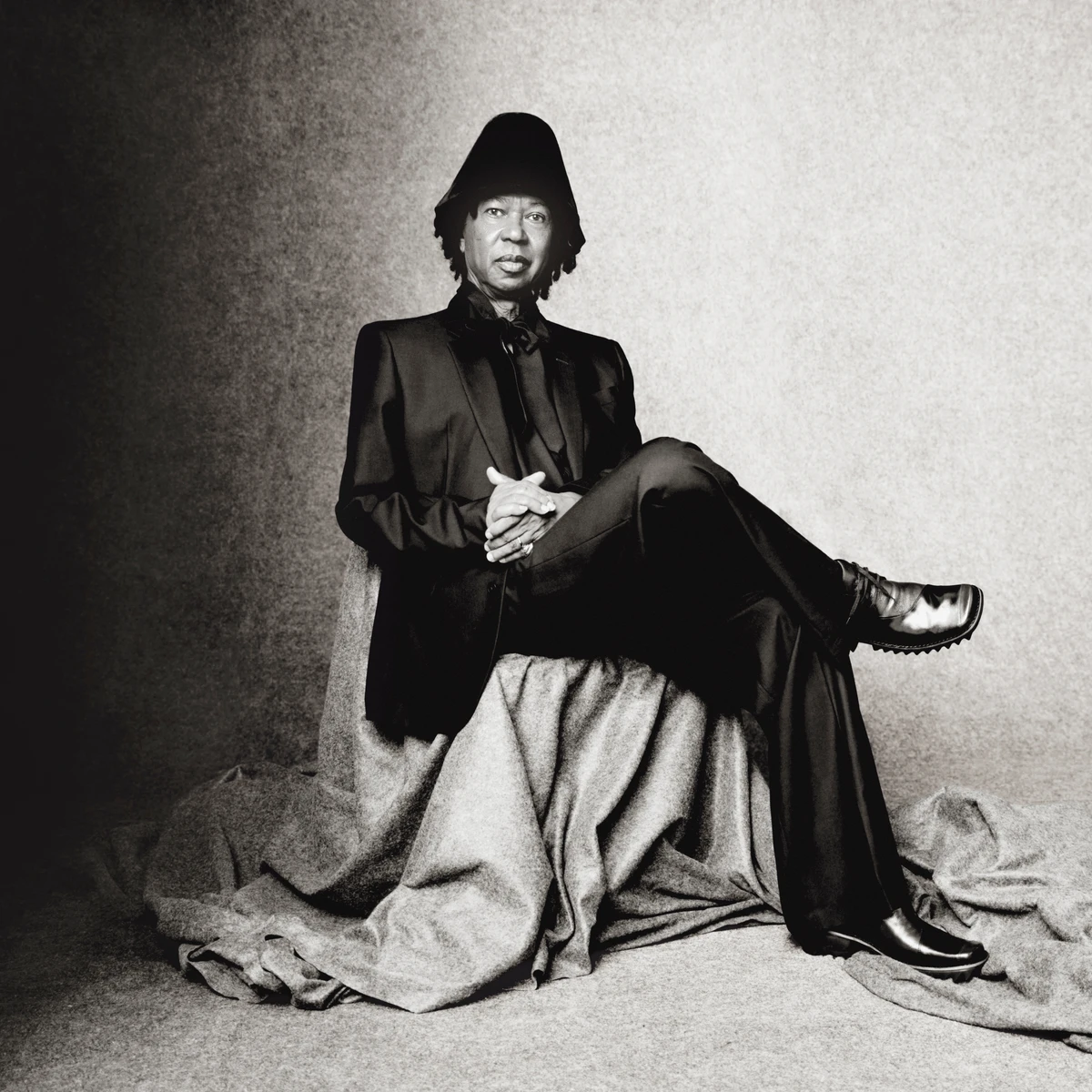 "Improviso" traz homenagens a Gal Costa e Michael Jackson por Divulgação