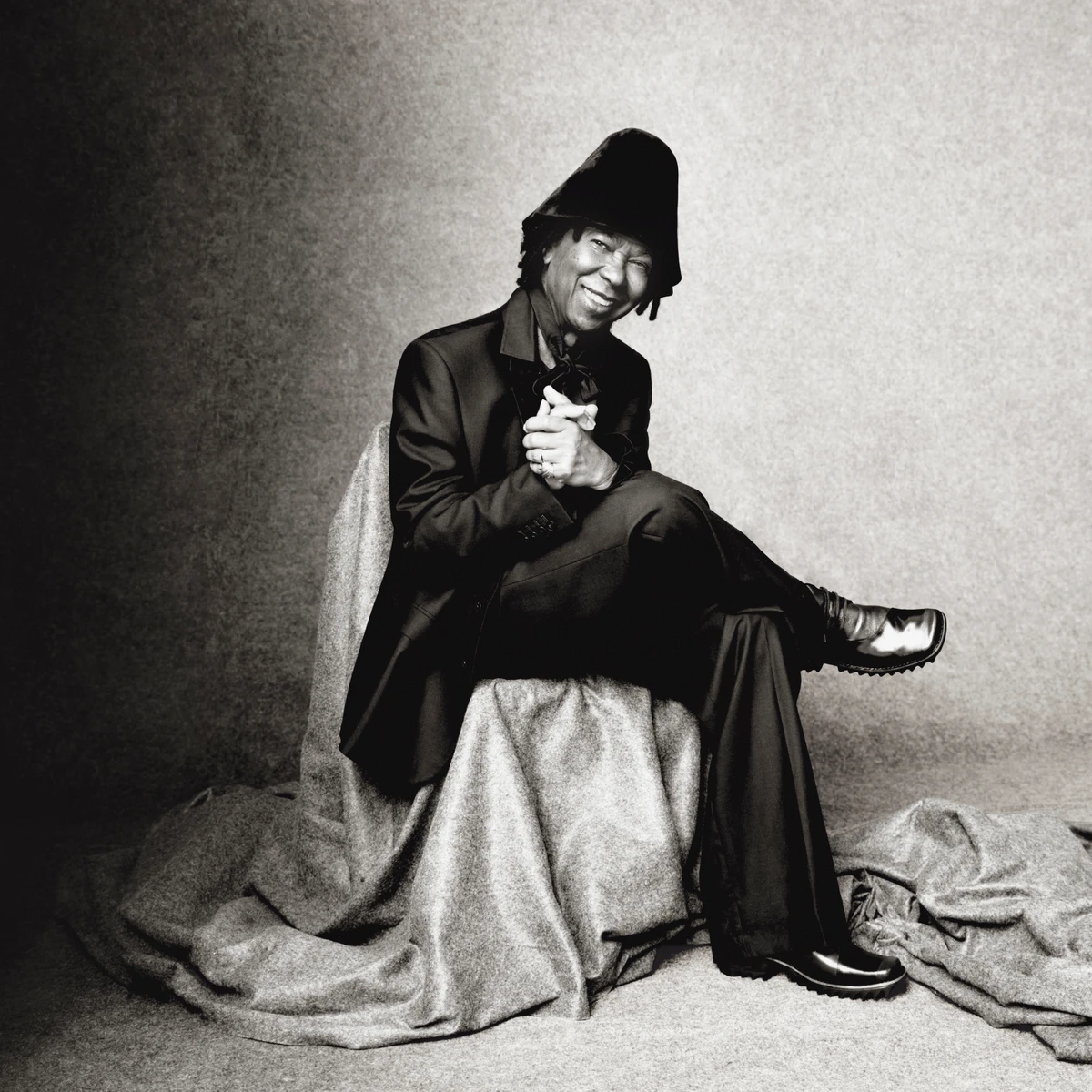 Em 2026, para celebrar as cinco décadas de carreira, fará a turnê  “Djavanear 50 anos. Só sucessos” por Divulgação