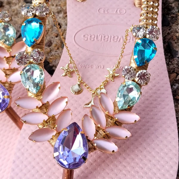 Produtos de Suzane von Richthofen por Reprodução/Redes sociais