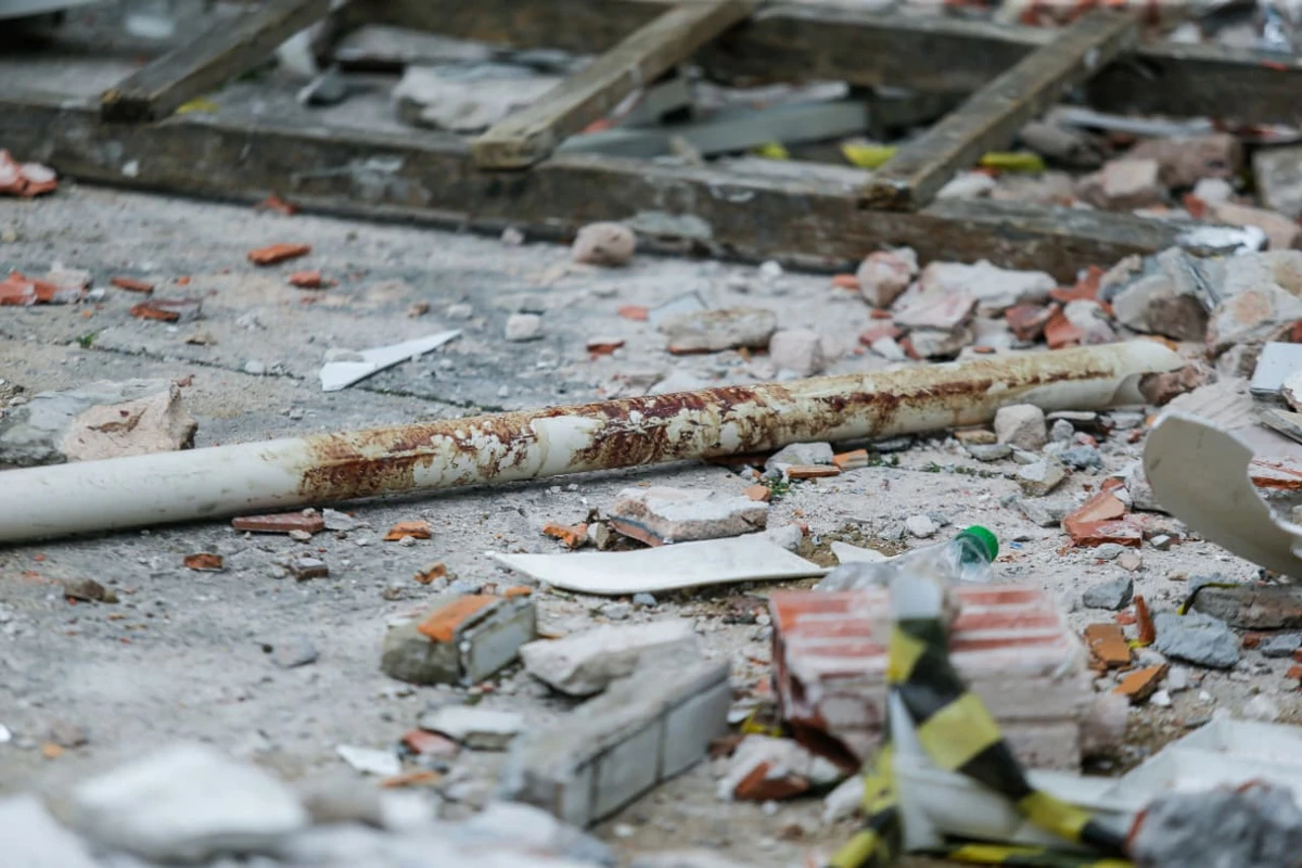 Três pessoas morreram no desabamento por Arisson Marinho/CORREIO