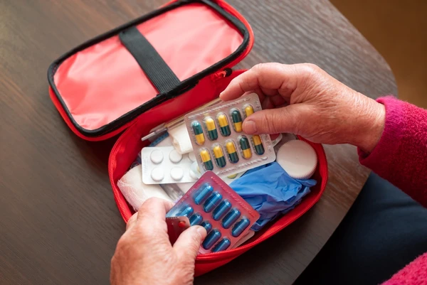  automedicação por Shutterstock