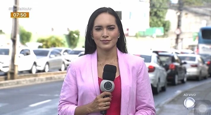 Imagem - Repórter da Record denuncia violência obstétrica durante o parto da filha: 'Me recuperando emocionalmente'