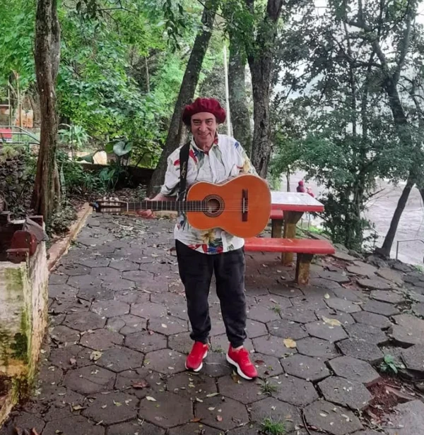 João Chagas Leite por Reprodução | Instagram