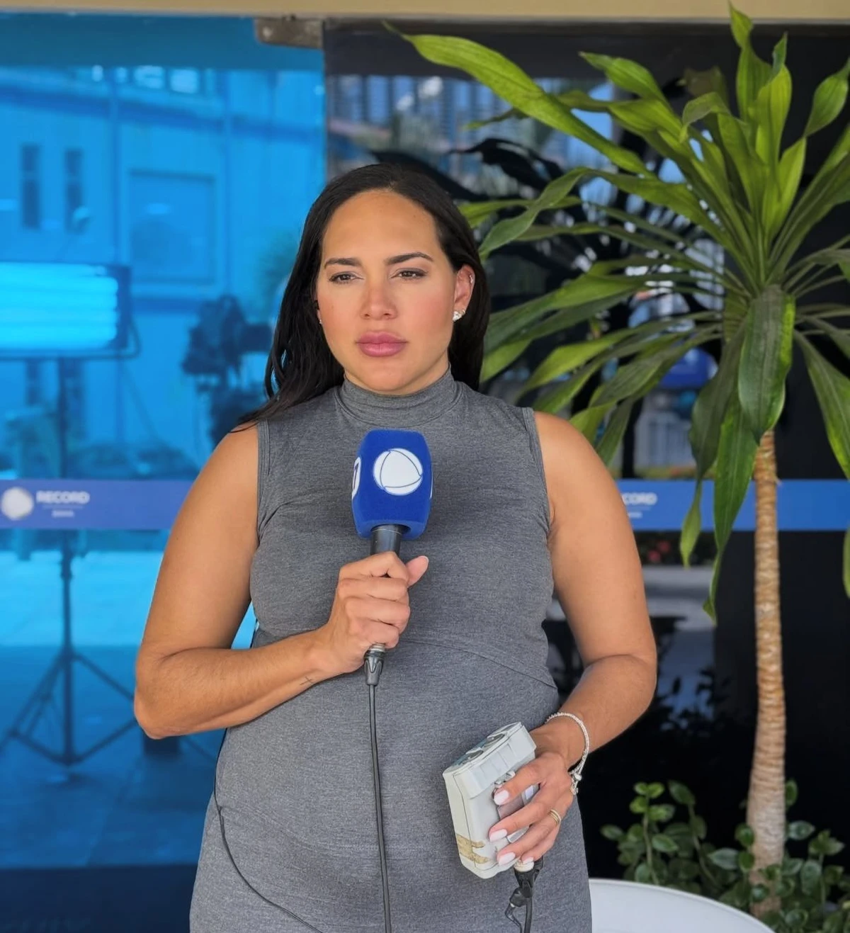 Pauliane Araújo por Reprodução