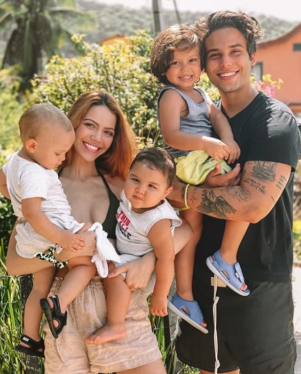 Sarah Poncio e Jonathan Couto por Reprodução