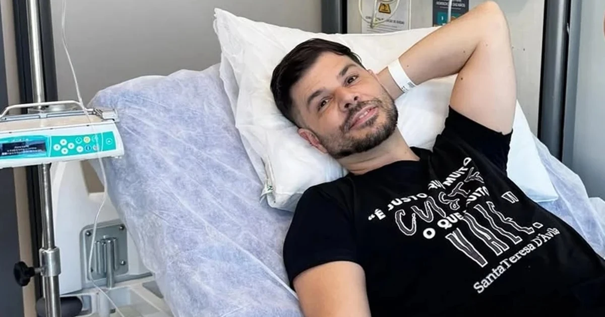 Imagem - Com câncer, ex-apresentador da Globo perde audição e faz relato comovente nas redes sociais