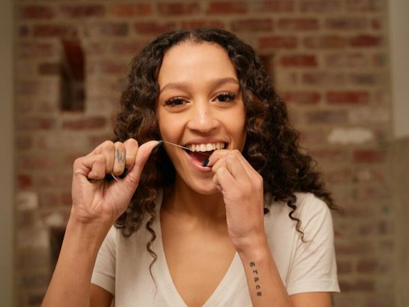 Imagem - Saiba como os cuidados com a boca influenciam o coração, a gestação e até o bem-estar mental da família