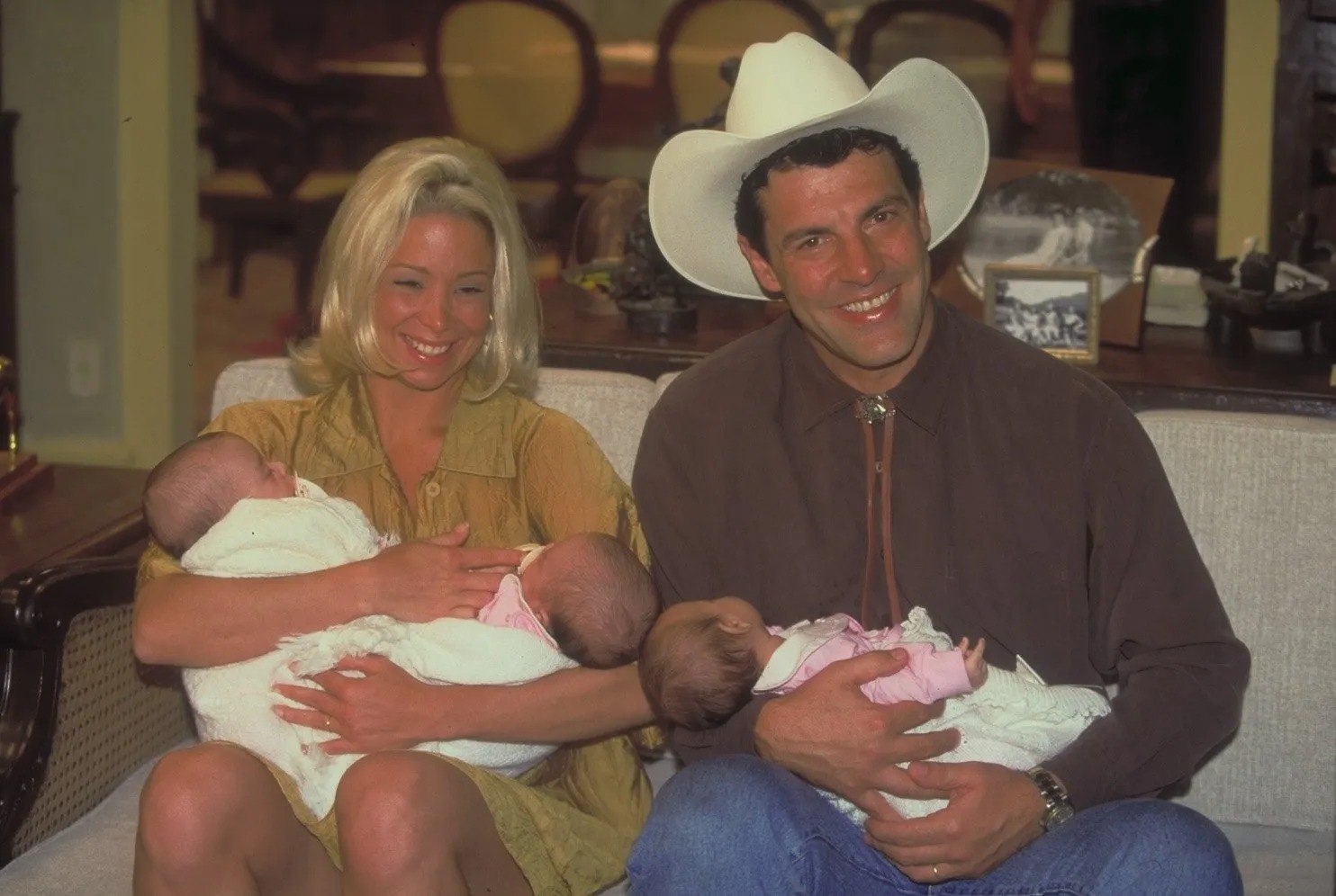 Gerson Brenner com Danielle Winits na novela "Corpo dourado" por Globo/Arquivo