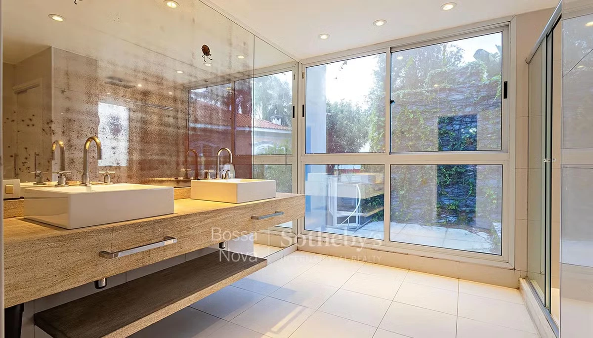 Mansão de Gal Costa por Divulgação