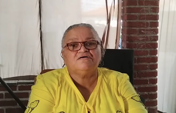 Pastora Nadir por Reprodução | YouTube