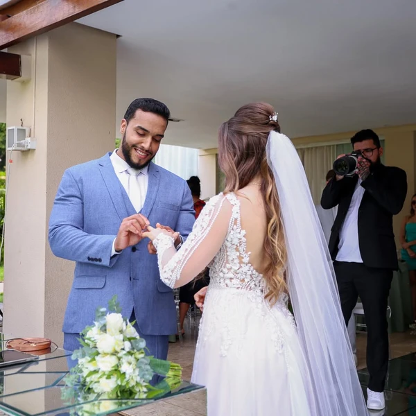 Personal de Virgínia, Michael Gomes é casado com Ana Paula Paz há quase dois anos por Reprodução/Instagram