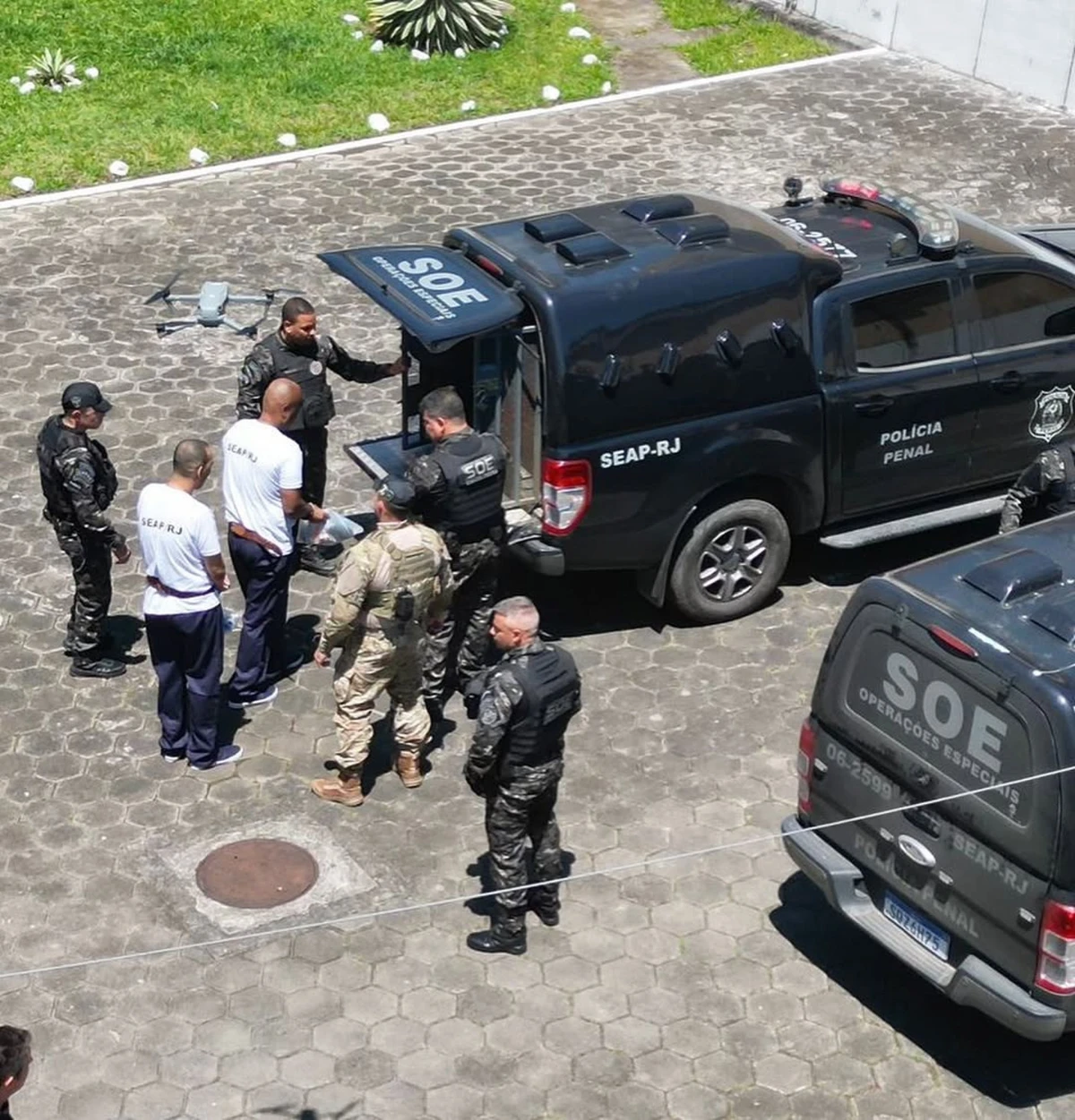 Sete chefes do tráfico do Comando Vermelho são transferidos para presídios federais  por Divulgação