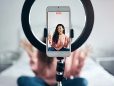 Imagem - Do “sonho da liberdade” ao retorno à CLT: o amadurecimento da era dos influenciadores digitais