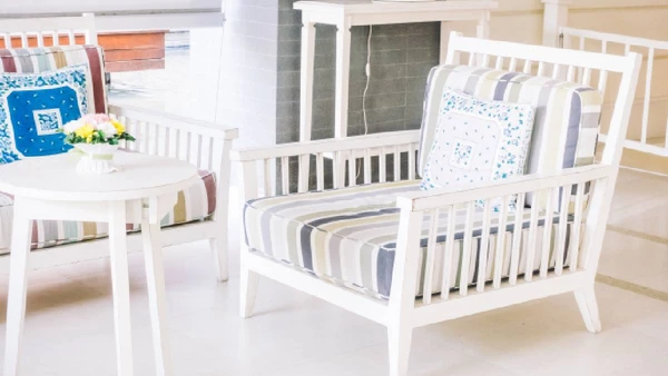 Descubra o luxo discreto, a biofilia avançada e as cores ousadas que prometem transformar seu lar