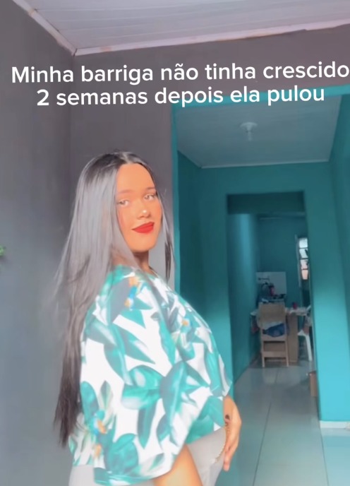 Jovem descobriu gestação no quinto mês por Reprodução/ Redes sociais