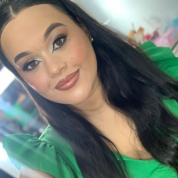 Jovem descobriu gestação no quinto mês por Reprodução/ Redes sociais