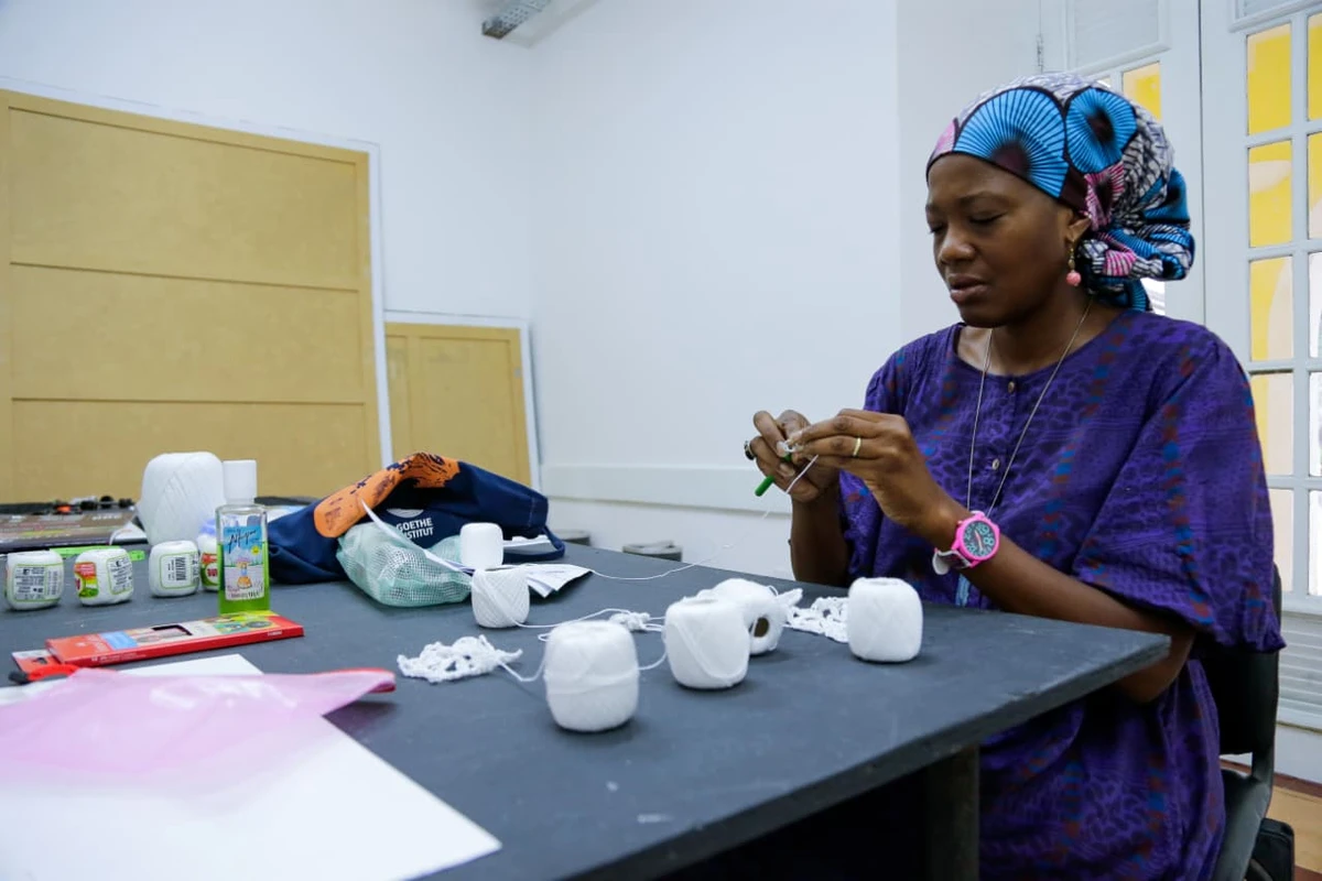 Karina Griffith, da Alemanha, vai apresentar uma exposição de crochê por Arisson Marinho/CORREIO