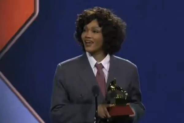 Luedji Luna ganha Grammy Latino 2025 com álbum 