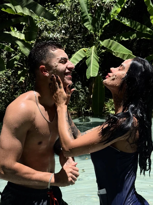 Tati Zaqui e Mateus Oliveira por Reprodução/Instagram