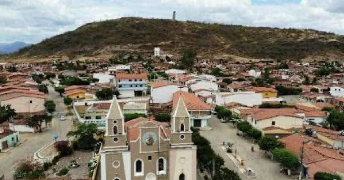 Imagem - Prefeitura abre concurso público com 104 vagas e salários de até R$ 2,6 mil por 20 horas semanais